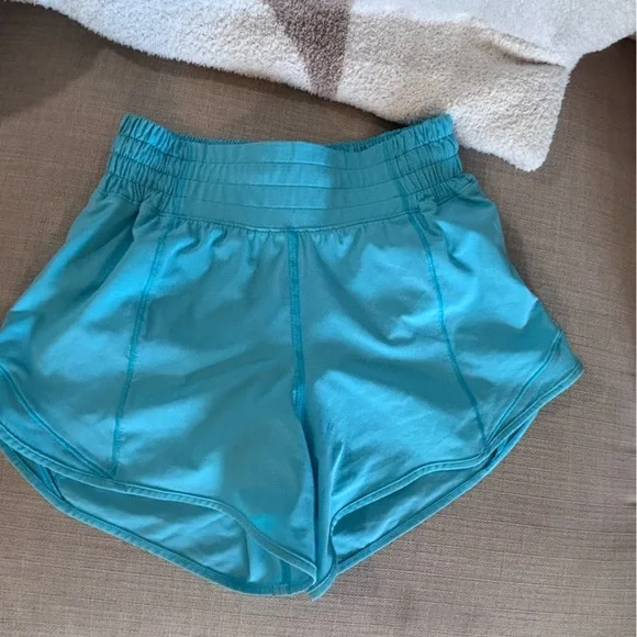 Lululemon Hotty hot 4.0” - Picture 2 of 3